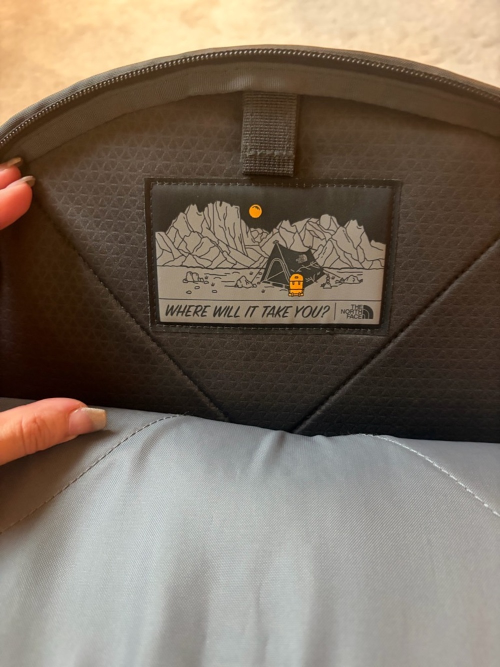 The North Face men’s black Borealis Backpack - Picture 7 of 7